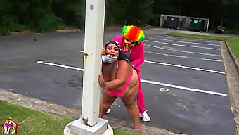 Jaidyn Venus Seeks Free Sex With Clown Gibby, Resulting In Hardcore Encounter