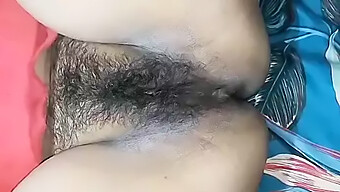 Desi Girl'S Pussy Penetrated With Fingers In Homemade Video