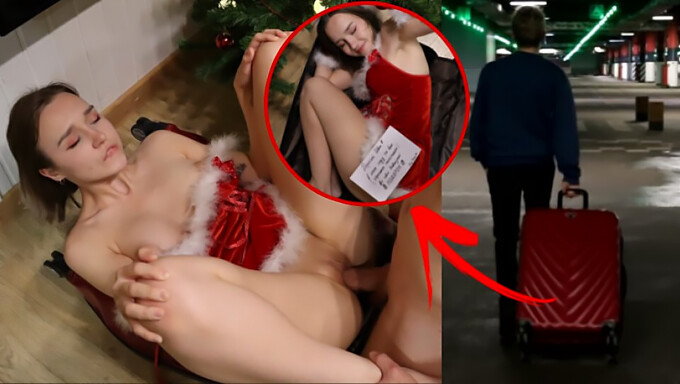 Hot Brunette Babe Bliver Fræk På Hjul I Denne Jul-Tema Porno