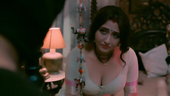 Mukherjee'S Seductive Showcase Of Her Big Boobs And Indian Charm