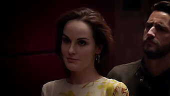 Michelle Dockery Se Comportă Prost Într-O Sesiune Solo Fierbinte