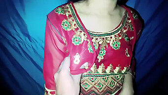 Istri Bengali Yang Sensual Mengekspos Momen Intimnya Dalam Video Panas