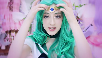 คอสเพลย์ Sailor Neptune ของ Beckii Cruel: การรักษายั่วเย้าสําหรับผู้ชาย