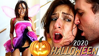 Sara Luvv Se Bucură De O Plimbare Dură Cu James Deen De Halloween